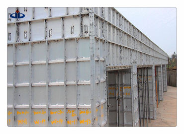 China De Systemen van de het Staalsteiger van de de bouwbekisting legeren het Comité van de het Aluminiumsteiger van 6061 T6 Zilveren Plak fabriek
